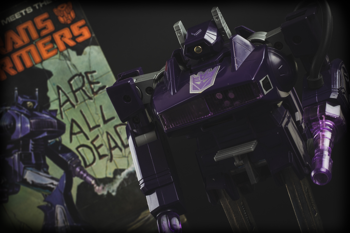 Holy Mountain Toy Vault: G1 Transformers SHOCKWAVE